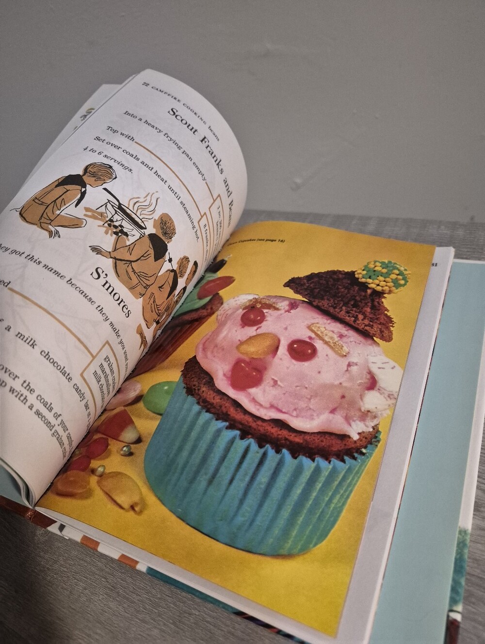 Vintage Betty Crocker's Cook Book For Boys & Girls - Picture 9 of 9